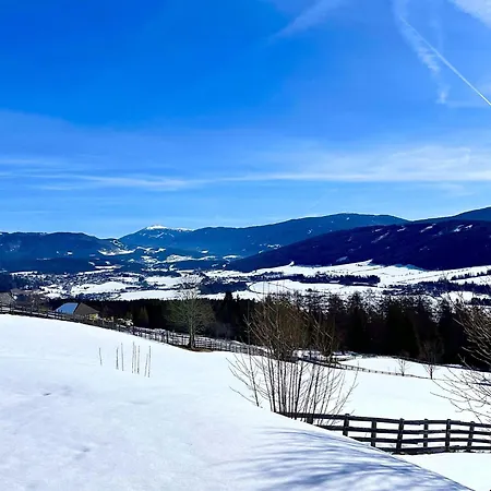 アパート Laerchenhof 101 マウテルンドルフ